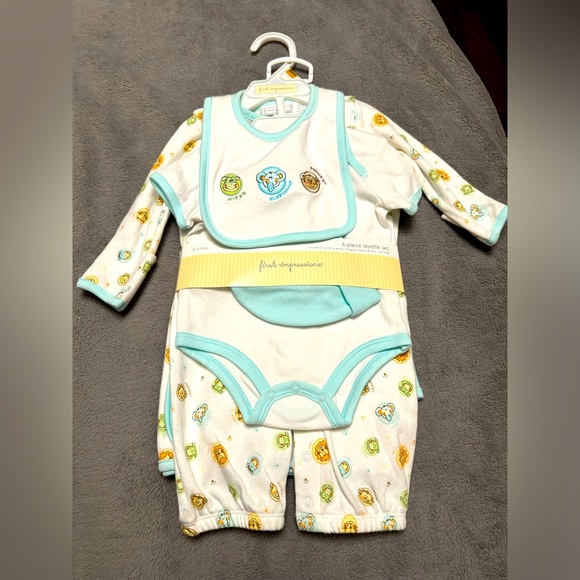 NWT First Impressions 6-piece 100 percent cotton layette set - 0 to 3 months - Picture 1 of 4